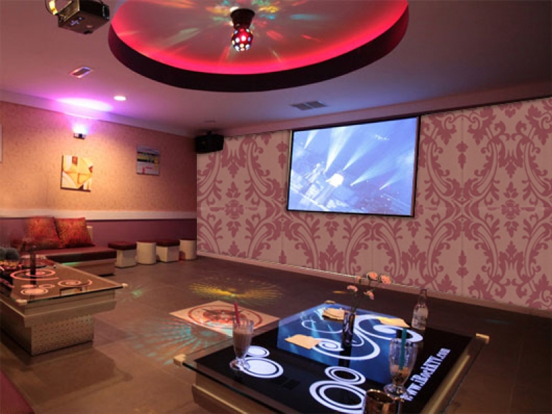 Giấy dán tường phòng karaoke q5, trang trí giấy dán tường quận 5, giay dan tuong phong karaoke, mẫu giấy dán tường đẹp, giay dan tuong tphcm